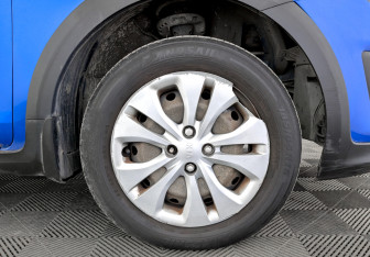 Подержанный автомобиль Kia Rio Hatchback 2019 года (17 фото)