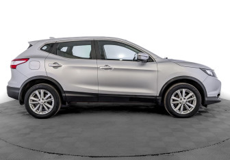 Подержанный автомобиль Nissan Qashqai 2018 года (4 фото)