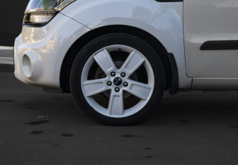 Подержанный автомобиль Kia Soul 2012 года (21 фото)