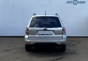 Подержанный автомобиль Subaru Forester Suv 2008 года (6 фото)