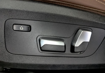 Подержанный автомобиль BMW X7 2019 года (21 фото)