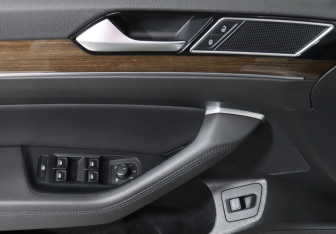 Подержанный автомобиль Volkswagen Passat Sedan 2017 года (19 фото)