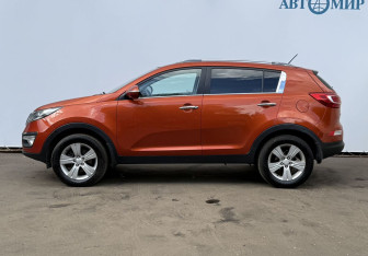 Подержанный автомобиль Kia Sportage 2011 года (8 фото)
