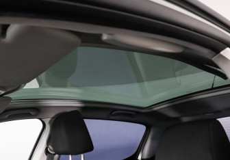 Подержанный автомобиль Peugeot 308 Hatchback 2011 года (9 фото)