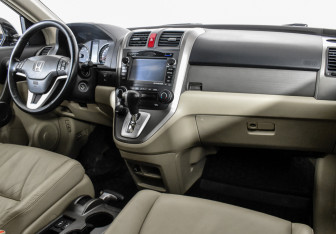 Подержанный автомобиль Honda CR-V 2008 года (8 фото)