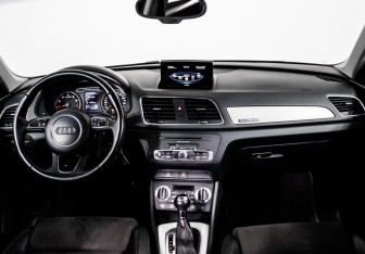 Подержанный автомобиль Audi Q3 2012 года (11 фото)