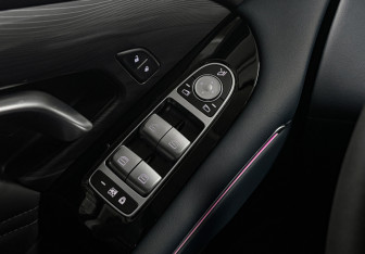 Подержанный автомобиль Voyah Free 2023 года (27 фото)