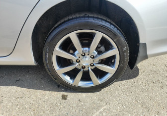 Подержанный автомобиль Toyota Corolla Sedan 2008 года (12 фото)