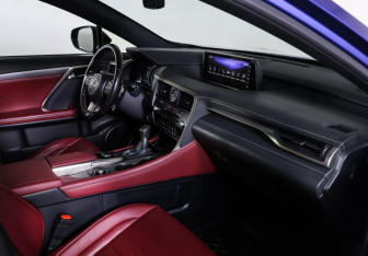 Подержанный автомобиль Lexus RX 2017 года (10 фото)