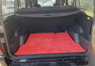 Подержанный автомобиль УАЗ Patriot 2018 года (13 фото)