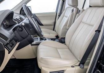 Подержанный автомобиль Land Rover Freelander 2014 года (21 фото)