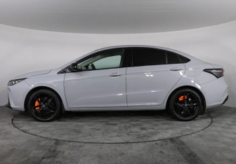 Подержанный автомобиль Omoda S5 GT 2023 года (8 фото)