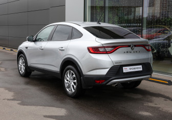 Подержанный автомобиль Renault Arkana 2020 года (7 фото)