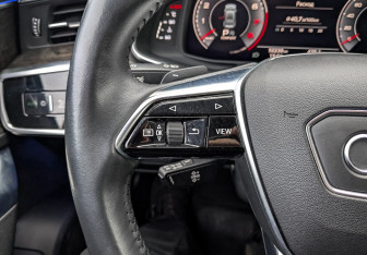 Подержанный автомобиль Audi A7 2018 года (27 фото)