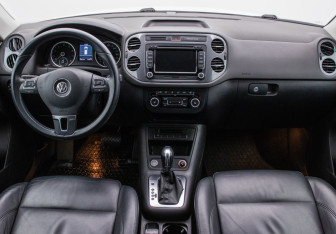 Подержанный автомобиль Volkswagen Tiguan 2013 года (13 фото)