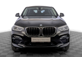 Подержанный автомобиль BMW X4 2020 года (2 фото)