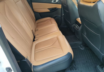 Подержанный автомобиль Changan Hunter Plus 2024 года (11 фото)