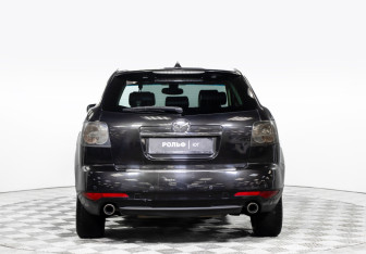 Подержанный автомобиль Mazda CX-7 2011 года (6 фото)