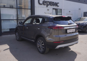 Подержанный автомобиль Geely Atlas Pro 2023 года (7 фото)
