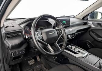 Подержанный автомобиль Haval Jolion 2023 года (16 фото)