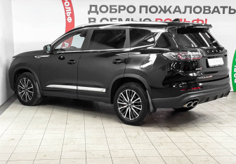 Подержанный автомобиль Chery Tiggo 8 Pro Max 2022 года (6 фото)