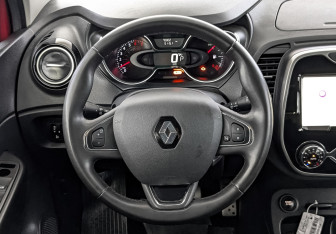 Подержанный автомобиль Renault Kaptur 2020 года (22 фото)