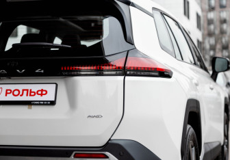 Новый Toyota RAV4 2026 (4 фото)