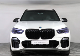 Подержанный автомобиль BMW X5 2019 года (3 фото)