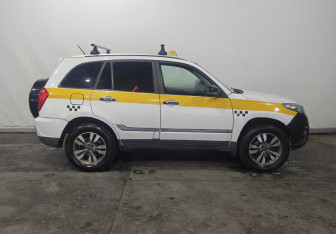 Подержанный автомобиль Chery Tiggo 3 2017 года (8 фото)