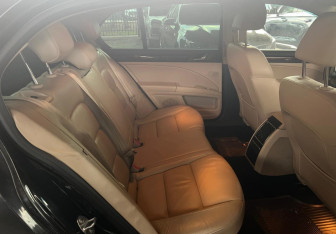 Подержанный автомобиль Skoda Superb Liftback 2012 года (9 фото)