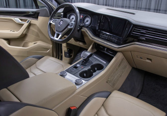 Подержанный автомобиль Volkswagen Touareg 2019 года (11 фото)
