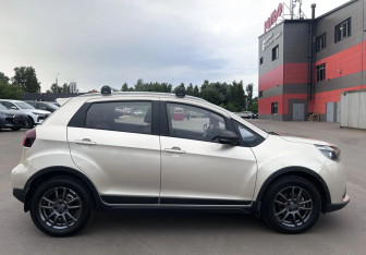 Подержанный автомобиль LIVAN X3Pro 2023 года (4 фото)