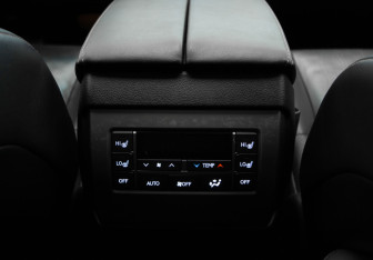 Подержанный автомобиль Lexus GX 2015 года (32 фото)