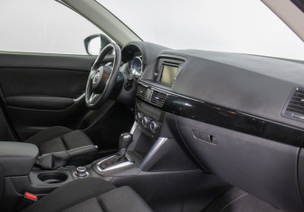 Подержанный автомобиль Mazda CX-5 2014 года (9 фото)
