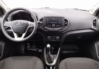 Подержанный автомобиль LADA (ВАЗ) XRAY 2019 года (12 фото)