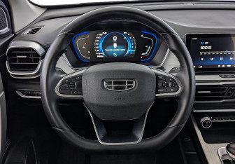 Подержанный автомобиль Geely Coolray 2023 года (22 фото)