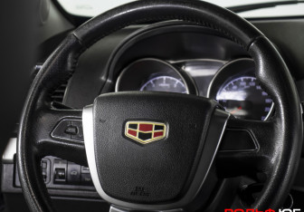 Подержанный автомобиль Geely Emgrand X7 2016 года (2 фото)