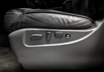 Подержанный автомобиль Infiniti QX80 2016 года (21 фото)