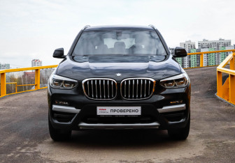 Подержанный автомобиль BMW X3 2021 года (2 фото)