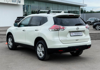 Подержанный автомобиль Nissan X-Trail 2018 года (7 фото)