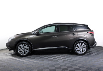 Подержанный автомобиль Nissan Murano Suv 2018 года (8 фото)
