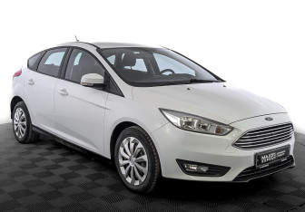 Подержанный автомобиль Ford Focus Hatchback 2019 года (3 фото)