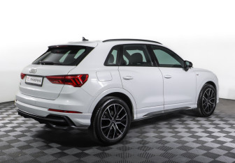 Подержанный автомобиль Audi Q3 2019 года (5 фото)