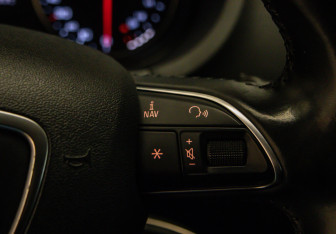 Подержанный автомобиль Audi A3 Sedan 2014 года (11 фото)