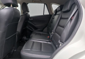 Подержанный автомобиль Mazda CX-5 2014 года (11 фото)