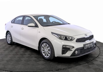 Подержанный автомобиль Kia Cerato Sedan 2019 года (3 фото)