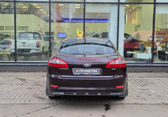 Подержанный автомобиль Ford Mondeo Sedan 2009 года (7 фото)