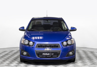 Подержанный автомобиль Chevrolet Aveo Sedan 2012 года (2 фото)