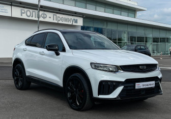 Подержанный автомобиль Geely Tugella 2024 года (3 фото)