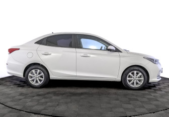 Подержанный автомобиль Changan Alsvin 2023 года (4 фото)